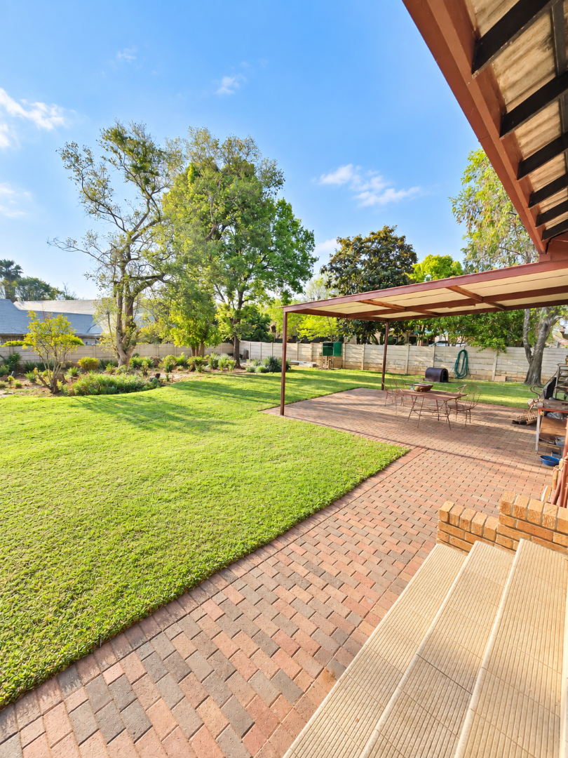 4 Bedroom Property for Sale in Wilkoppies North West